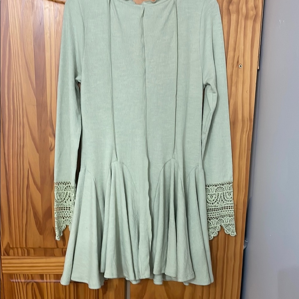 FREE PEOPLE THERMAL ASYMMETRICAL DRESS WOMENS SAGE GREEN CROCHET THUMB HOLES - Picture 5 of 16
